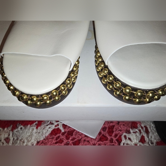 CHLOE WHITE STUDDED SLIDES - Picture 4 of 4
